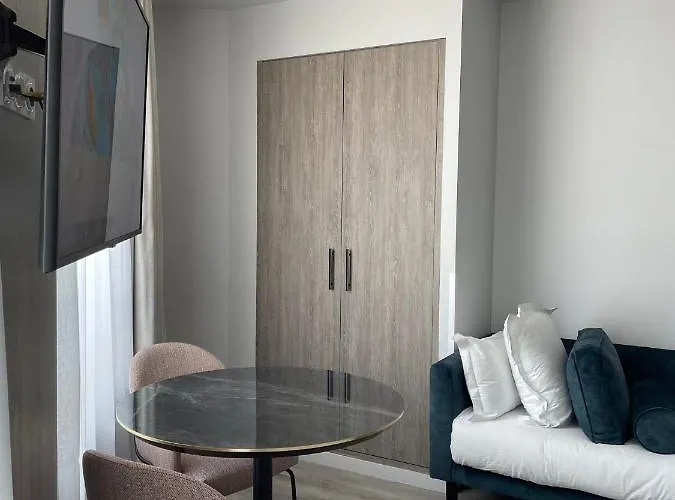 Apartahotel Citadines Confluent Nantes