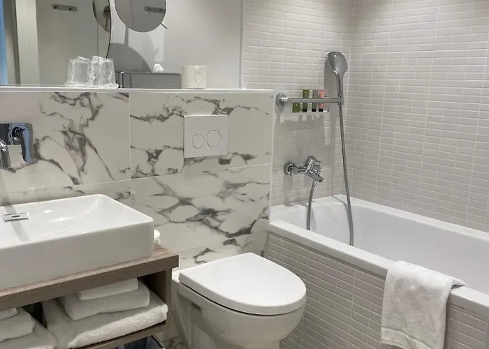 Citadines Confluent 4*