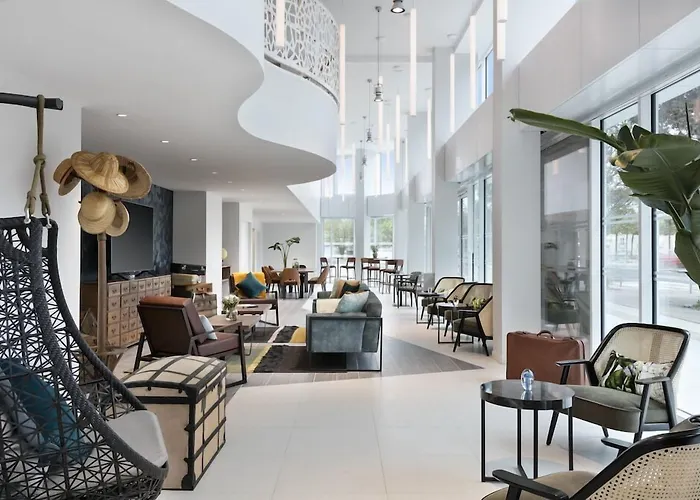 Aparthotel Citadines Confluent 4*