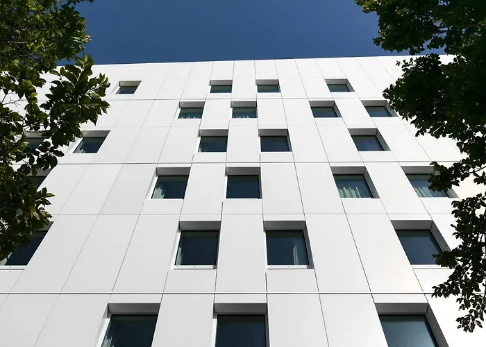 Citadines Confluent Aparthotel Nantes