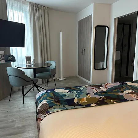 Citadines Confluent 4*